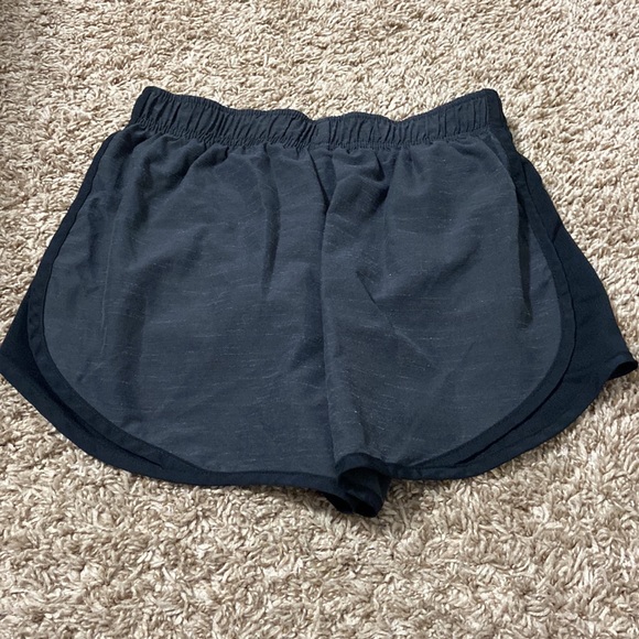 Womens Nike running shorts size small (dark grey heather) - Picture 3 of 4